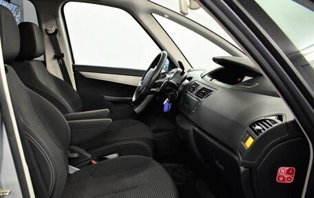 Citroen C4 Picasso II рестайлинг, 2012 год, 888 000 рублей, 10 фотография