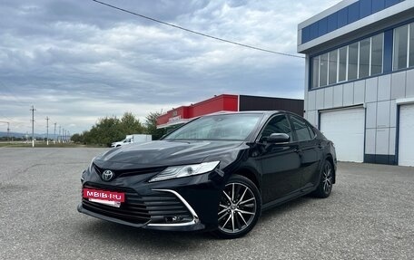 Toyota Camry, 2021 год, 4 200 000 рублей, 11 фотография