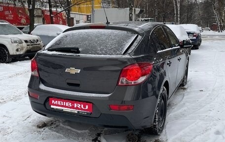 Chevrolet Cruze II, 2013 год, 900 000 рублей, 3 фотография