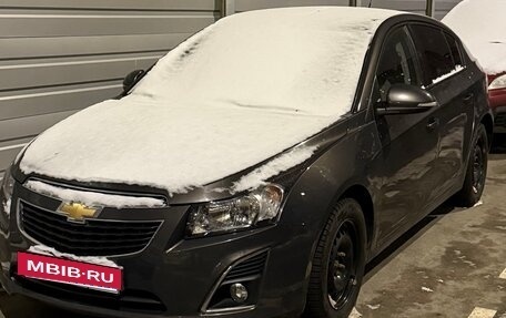 Chevrolet Cruze II, 2013 год, 900 000 рублей, 7 фотография