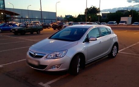 Opel Astra J, 2011 год, 670 000 рублей, 8 фотография