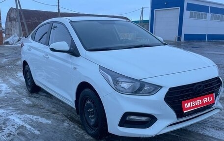 Hyundai Solaris II рестайлинг, 2018 год, 1 299 000 рублей, 1 фотография