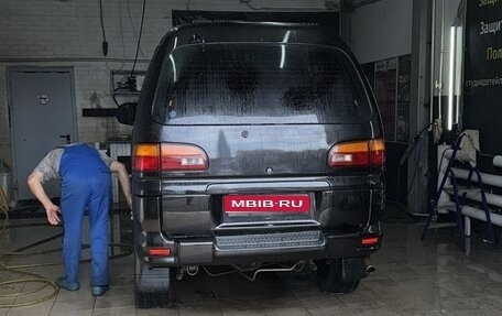 Mitsubishi Delica IV, 1997 год, 1 250 000 рублей, 1 фотография