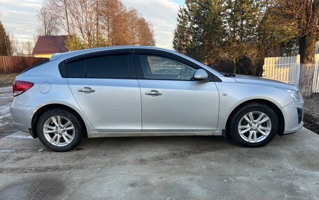 Chevrolet Cruze II, 2013 год, 830 000 рублей, 3 фотография