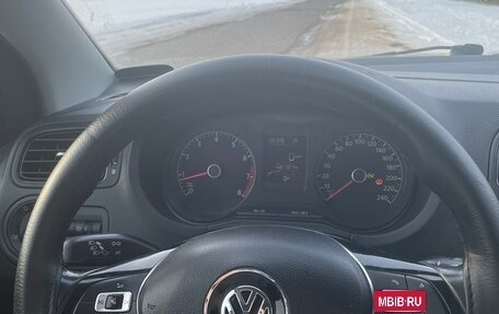 Volkswagen Polo VI (EU Market), 2018 год, 1 300 000 рублей, 12 фотография