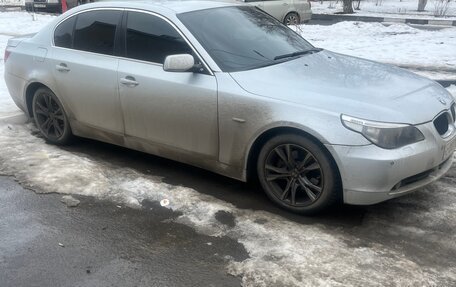 BMW 5 серия, 2005 год, 875 000 рублей, 2 фотография