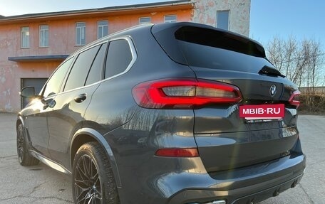 BMW X5, 2018 год, 5 650 000 рублей, 4 фотография