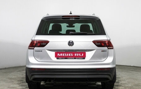 Volkswagen Tiguan II, 2019 год, 2 750 000 рублей, 6 фотография