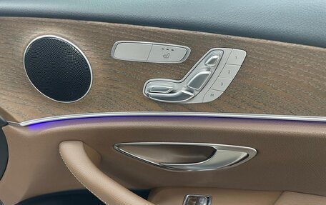 Mercedes-Benz E-Класс, 2019 год, 4 200 000 рублей, 17 фотография