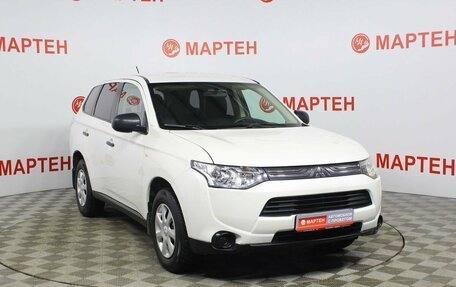 Mitsubishi Outlander III рестайлинг 3, 2012 год, 1 410 000 рублей, 3 фотография