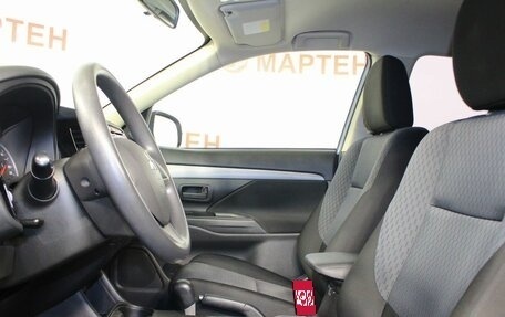 Mitsubishi Outlander III рестайлинг 3, 2012 год, 1 410 000 рублей, 9 фотография