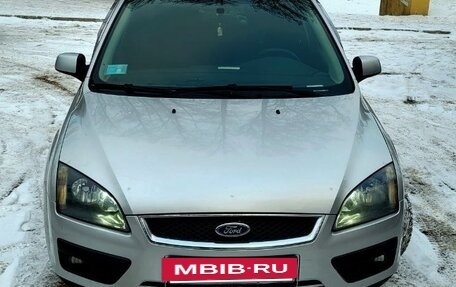 Ford Focus II рестайлинг, 2005 год, 550 000 рублей, 2 фотография