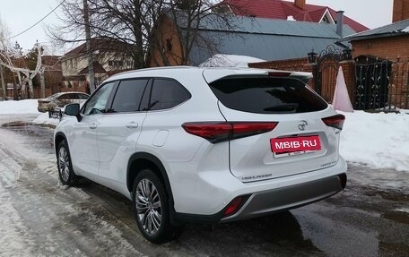 Toyota Highlander, 2024 год, 5 700 000 рублей, 7 фотография