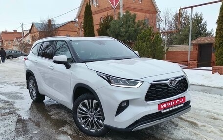 Toyota Highlander, 2024 год, 5 700 000 рублей, 4 фотография