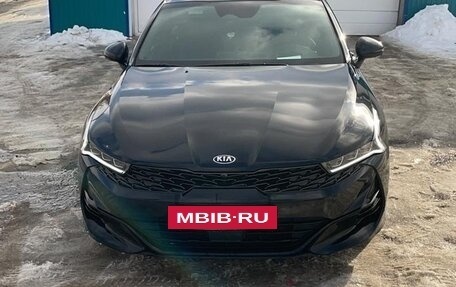 KIA K5, 2021 год, 3 000 000 рублей, 24 фотография