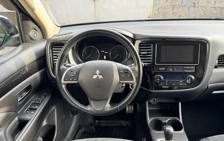 Mitsubishi Outlander III рестайлинг 3, 2013 год, 1 790 000 рублей, 23 фотография