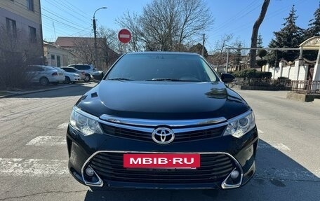 Toyota Camry, 2015 год, 1 850 000 рублей, 6 фотография