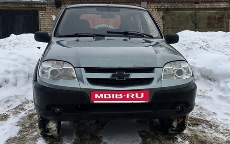 Chevrolet Niva I рестайлинг, 2009 год, 349 000 рублей, 2 фотография