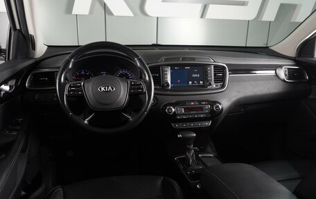 KIA Sorento III Prime рестайлинг, 2018 год, 3 190 000 рублей, 6 фотография