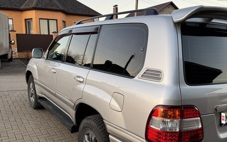 Toyota Land Cruiser 100 рестайлинг 2, 2006 год, 2 900 000 рублей, 4 фотография