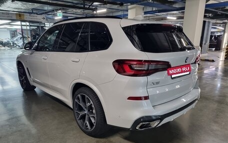 BMW X5, 2021 год, 9 000 000 рублей, 8 фотография