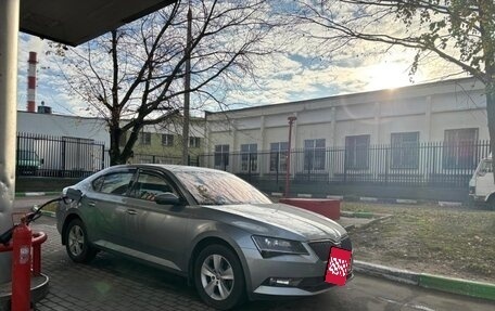 Skoda Superb III рестайлинг, 2017 год, 1 750 000 рублей, 10 фотография