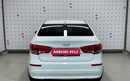 KIA Rio III рестайлинг, 2017 год, 1 380 000 рублей, 5 фотография