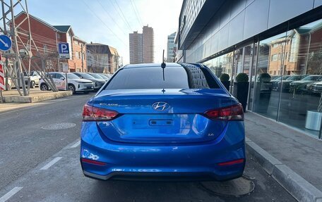 Hyundai Solaris II рестайлинг, 2019 год, 1 350 000 рублей, 4 фотография