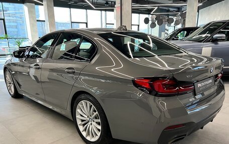 BMW 5 серия, 2021 год, 7 215 000 рублей, 4 фотография