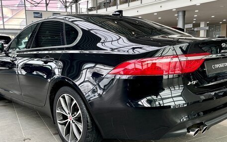 Jaguar XF II, 2019 год, 3 000 000 рублей, 11 фотография