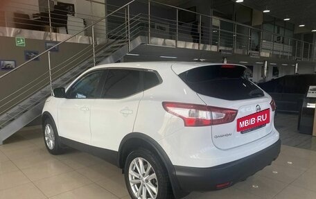 Nissan Qashqai, 2016 год, 1 799 900 рублей, 4 фотография