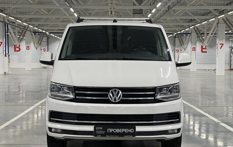 Volkswagen Multivan T6 рестайлинг, 2018 год, 3 359 000 рублей, 2 фотография