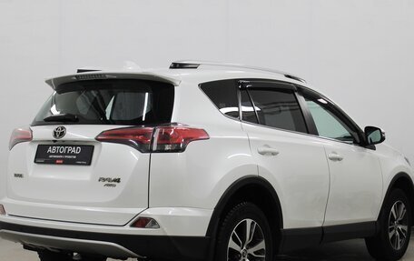 Toyota RAV4, 2019 год, 2 850 000 рублей, 4 фотография