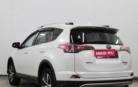 Toyota RAV4, 2019 год, 2 850 000 рублей, 6 фотография