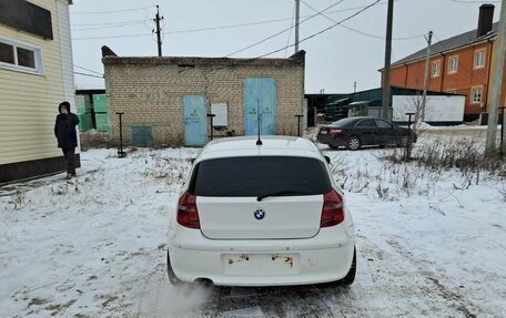 BMW 1 серия, 2010 год, 850 000 рублей, 4 фотография