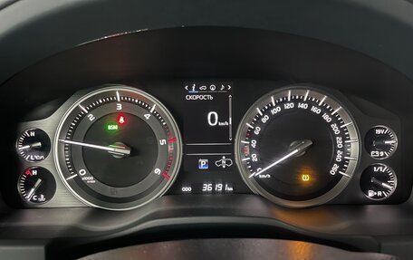 Toyota Land Cruiser 200, 2019 год, 9 500 000 рублей, 19 фотография