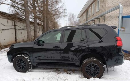 Toyota Land Cruiser Prado 150 рестайлинг 2, 2018 год, 5 090 000 рублей, 20 фотография