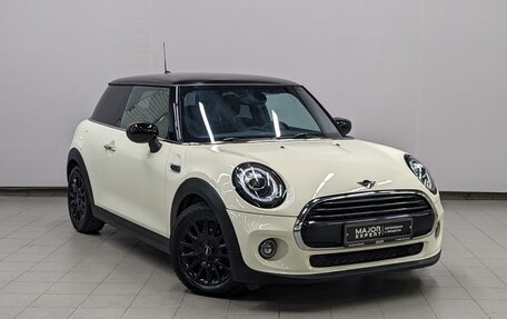 MINI Hatch, 2020 год, 2 250 000 рублей, 3 фотография