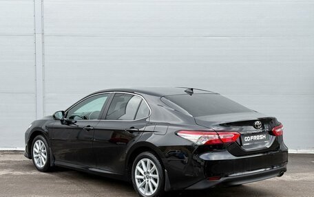 Toyota Camry, 2021 год, 3 280 000 рублей, 2 фотография