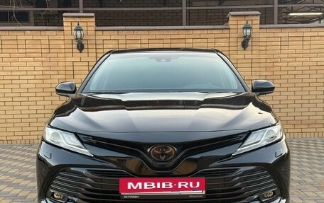 Toyota Camry, 2020 год, 3 230 000 рублей, 4 фотография