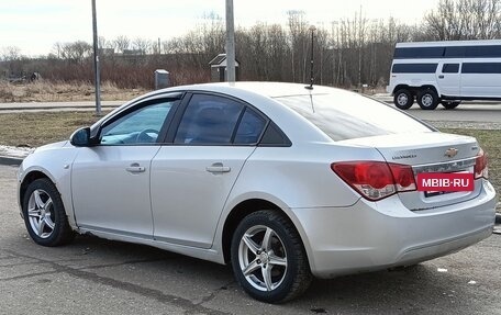 Chevrolet Cruze II, 2011 год, 445 000 рублей, 3 фотография