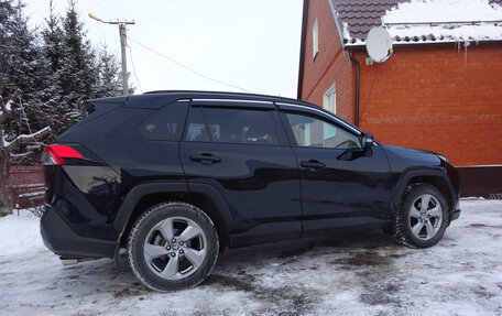 Toyota RAV4, 2019 год, 3 380 000 рублей, 4 фотография