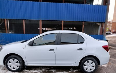 Renault Logan II, 2017 год, 580 000 рублей, 5 фотография