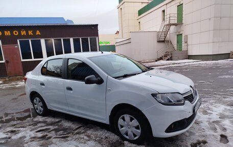 Renault Logan II, 2017 год, 580 000 рублей, 11 фотография