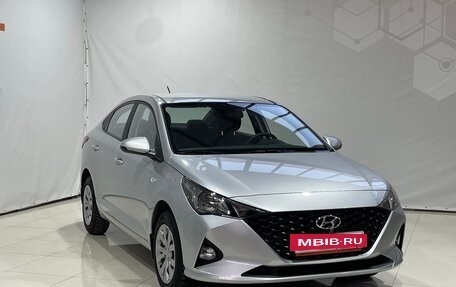 Hyundai Solaris II рестайлинг, 2021 год, 1 690 000 рублей, 3 фотография