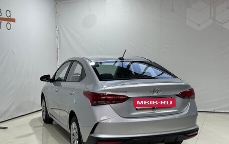 Hyundai Solaris II рестайлинг, 2021 год, 1 690 000 рублей, 7 фотография