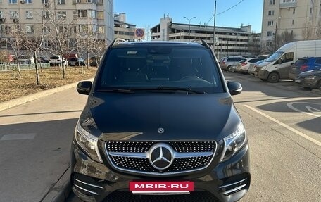 Mercedes-Benz V-Класс, 2020 год, 8 100 000 рублей, 2 фотография