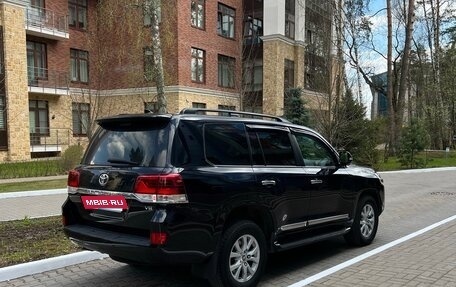 Toyota Land Cruiser 200, 2015 год, 6 500 000 рублей, 3 фотография