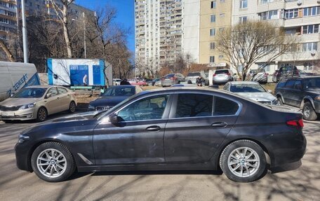 BMW 5 серия, 2022 год, 5 500 000 рублей, 4 фотография