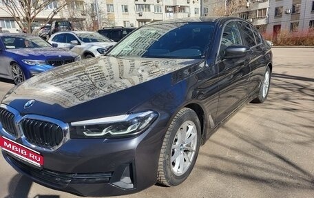 BMW 5 серия, 2022 год, 5 500 000 рублей, 3 фотография